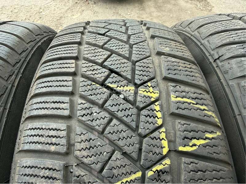 Continental 205/55 R16 Zimska