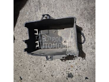 Kućište akumulatora za Ford Fiesta od 1995. do 2002. god.