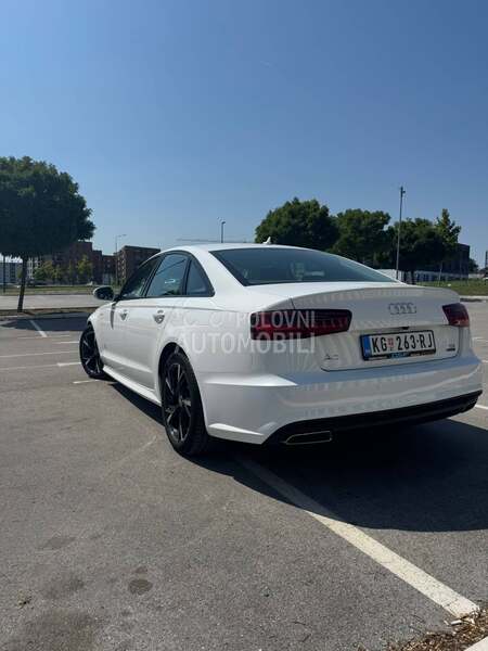 Audi A6 quattro
