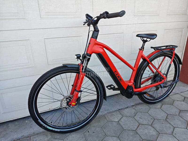 Cube Kathmandu Bosch