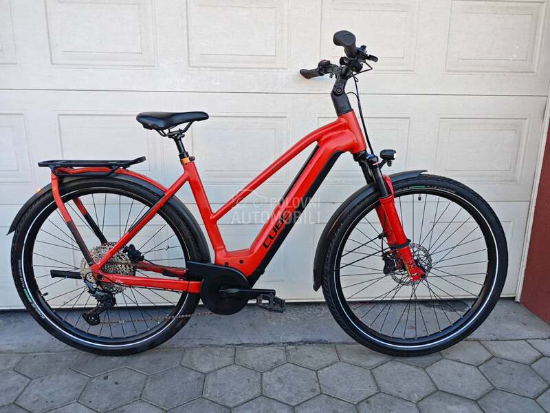 Cube Kathmandu Bosch