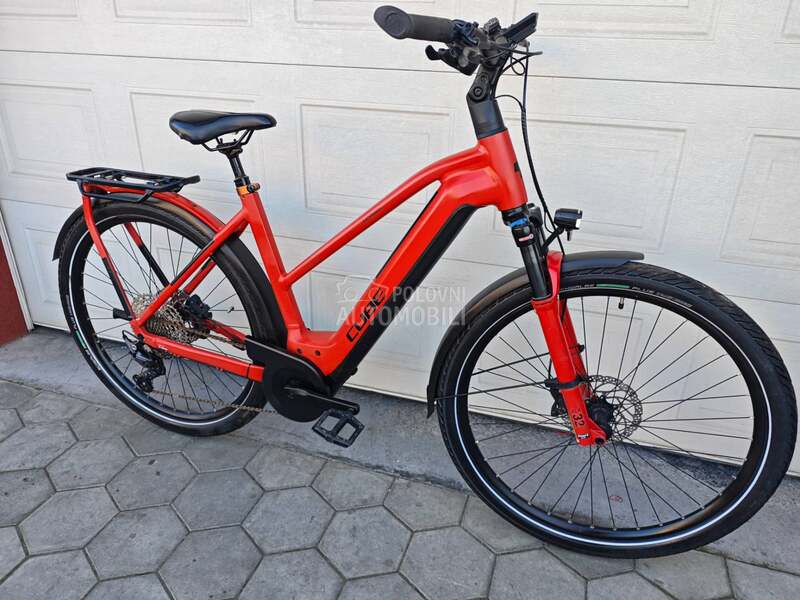 Cube Kathmandu Bosch