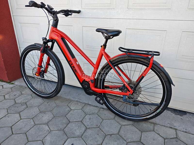 Cube Kathmandu Bosch