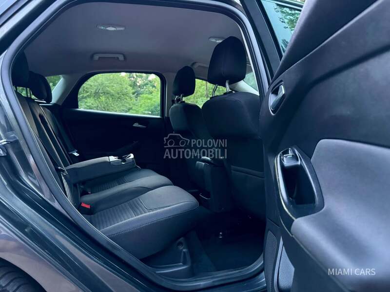 Ford Focus 1.6 TDCi/TITANIUM/