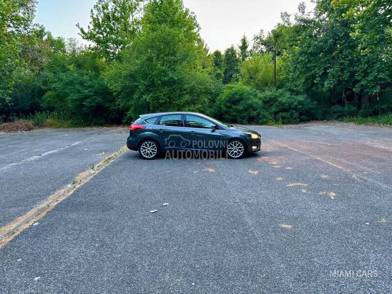 Ford Focus 1.6 TDCi/TITANIUM/
