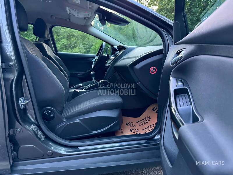 Ford Focus 1.6 TDCi/TITANIUM/