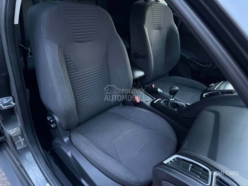 Ford Focus 1.6 TDCi/TITANIUM/