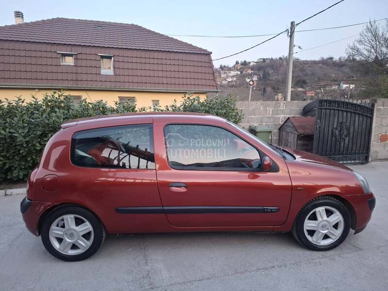 Renault Clio 