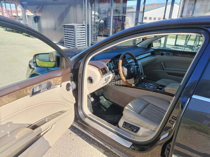 Volkswagen Phaeton 