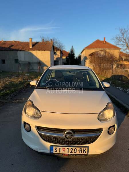 Opel Adam 