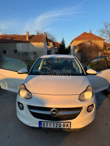 Opel Adam 