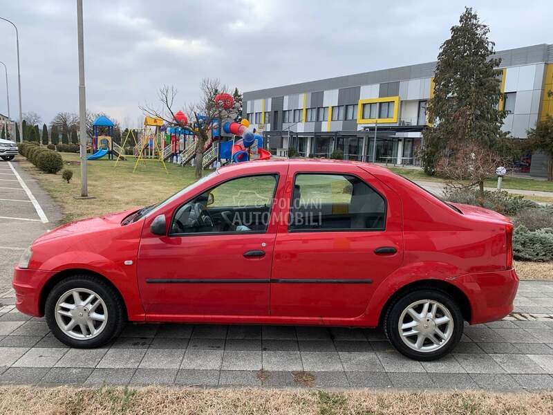 Dacia Logan 