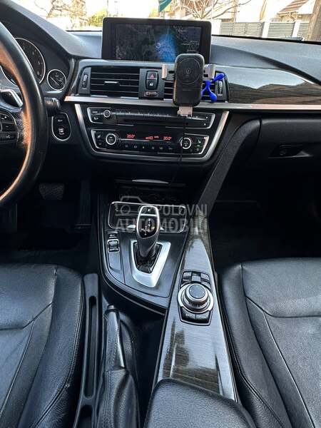 BMW 320 D Luxury