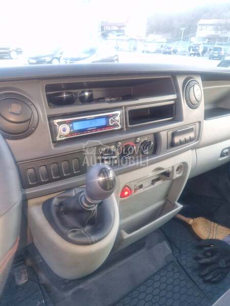 Renault Master 2.5 dci klima