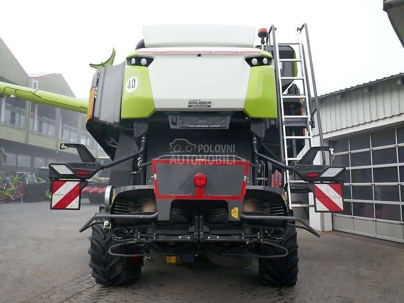 Claas Lexion 7700