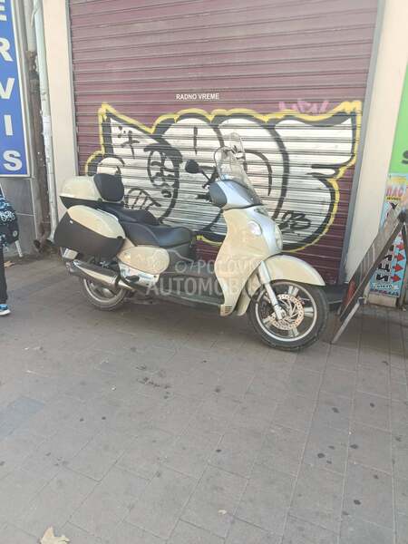 Aprilia Scarabeo 500