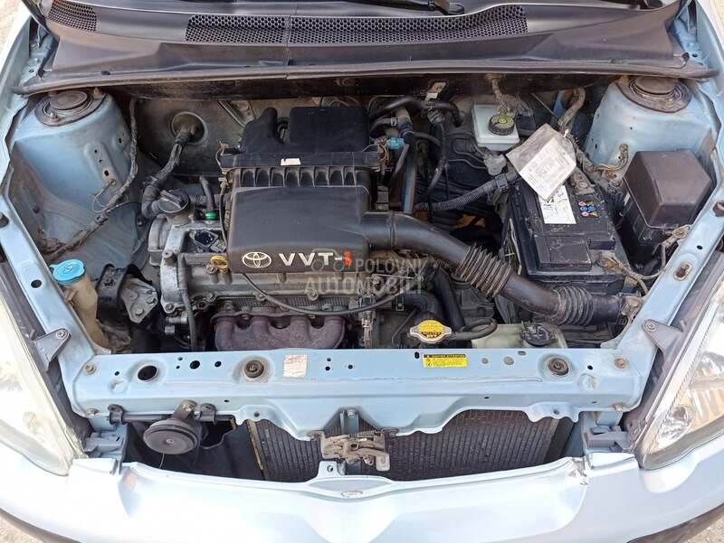 Toyota Yaris 1.0 vvti