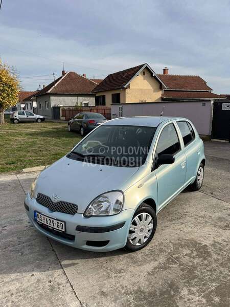 Toyota Yaris 1.0 vvti