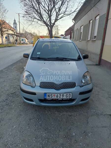 Toyota Yaris 1.0 vvti