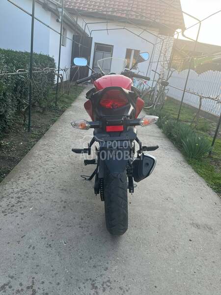 Honda CBR125R