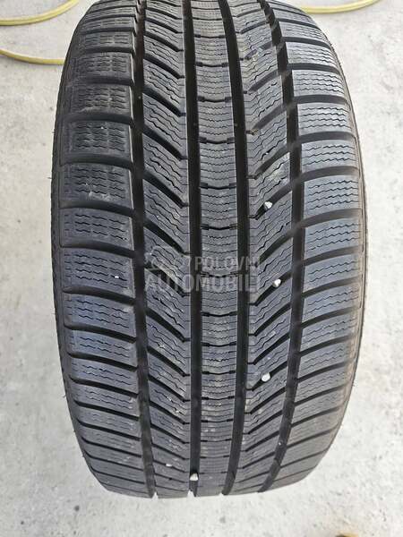 Continental 245/40 R18 Zimska