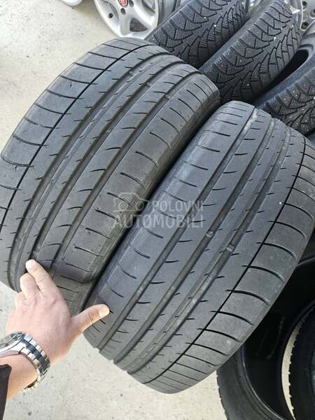 Dunlop 235/50 R18 Letnja