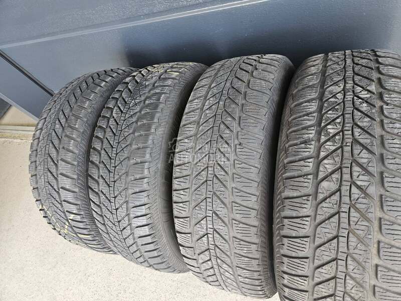 Fulda 215/65 R16 Zimska