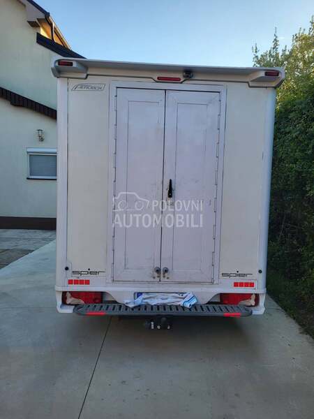 Mercedes Benz Sprinter