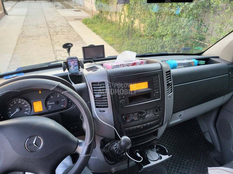 Mercedes Benz Sprinter