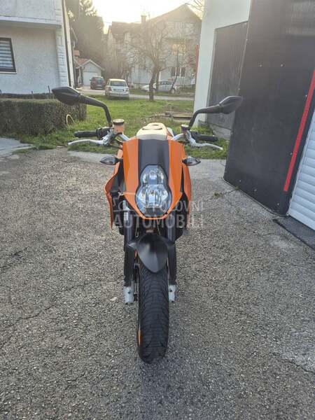 KTM super duke 990