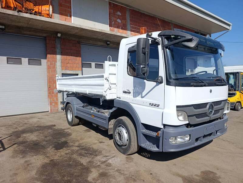 Mercedes Benz 1222  kiper