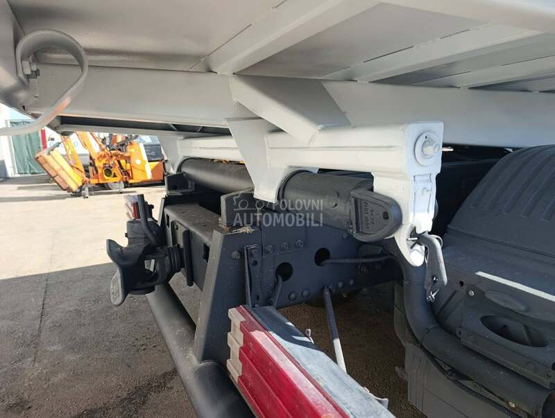 Mercedes Benz 1222  kiper