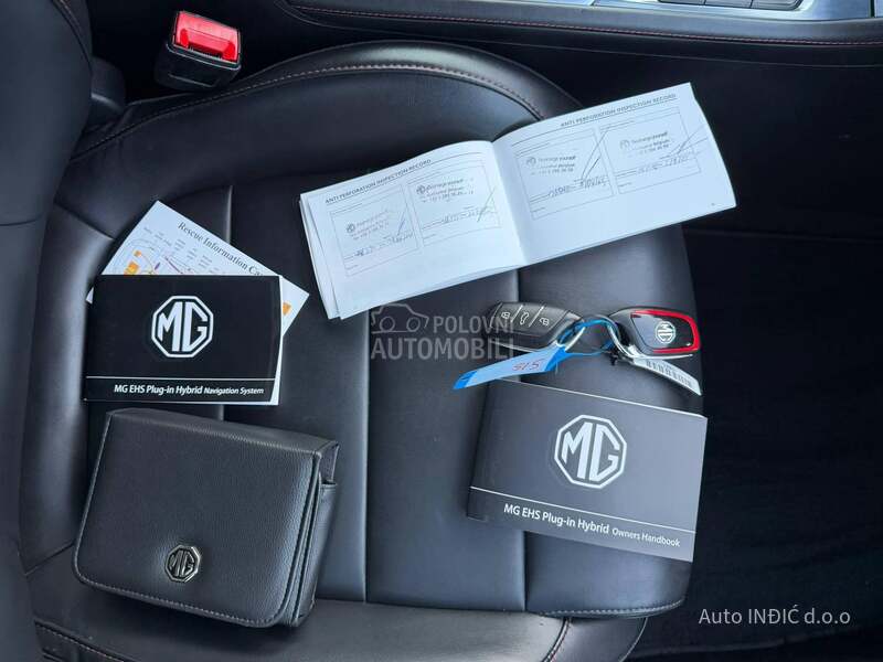 MG EHS 1.5T PHEV Luxury