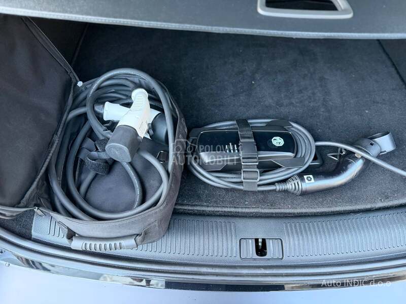 MG EHS 1.5T PHEV Luxury