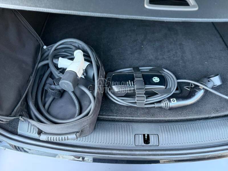 MG EHS 1.5T PHEV Luxury