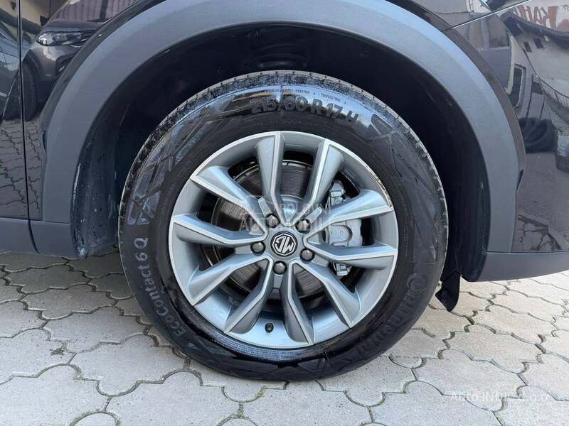 MG EHS 1.5T PHEV Luxury