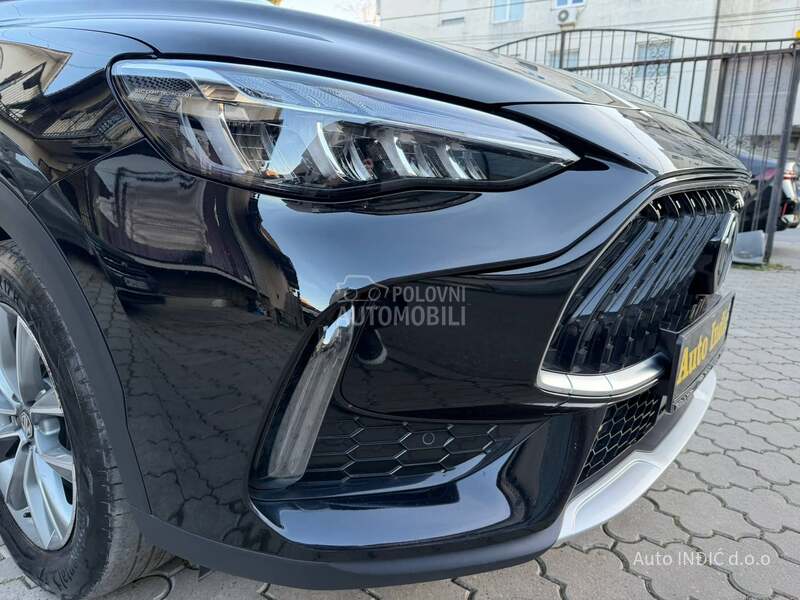 MG EHS 1.5T PHEV Luxury