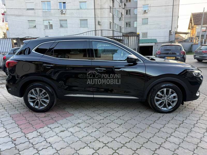 MG EHS 1.5T PHEV Luxury