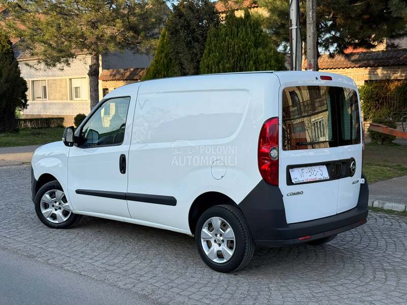 Opel Combo 1.3 CDTI