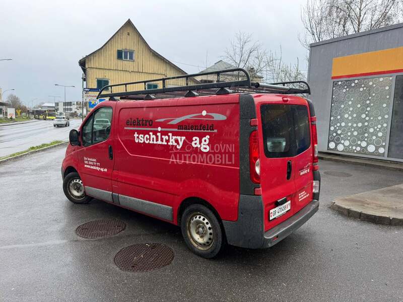 Opel Vivaro galerija