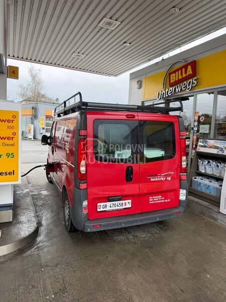 Opel Vivaro galerija