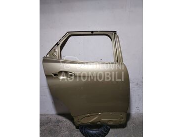 Zadnja desna vrata za Peugeot 3008 od 2016. do 2024. god.