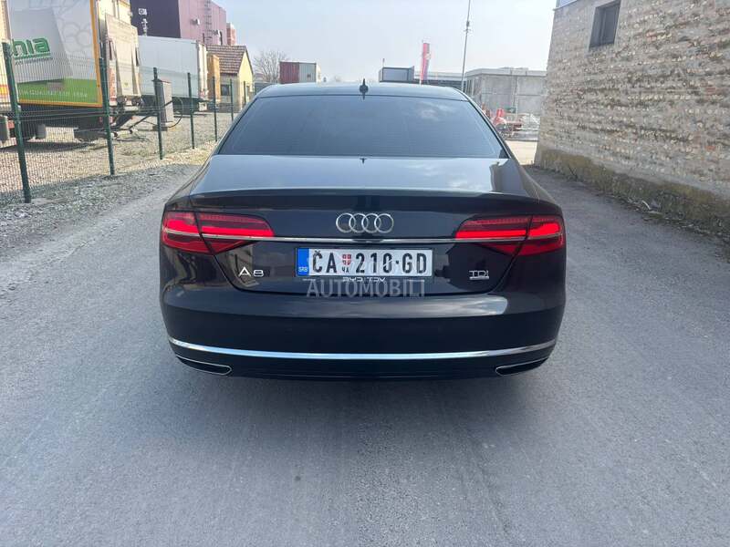 Audi A8 