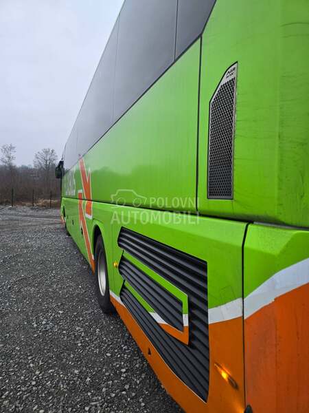 MAN Lions Coach R010