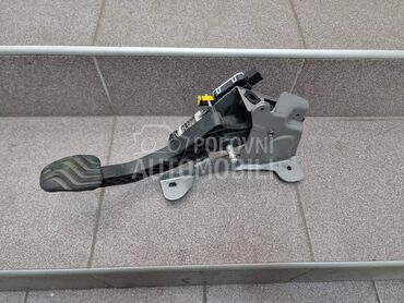 Pedala kvačila za Renault Kadjar od 2015. do 2022. god.