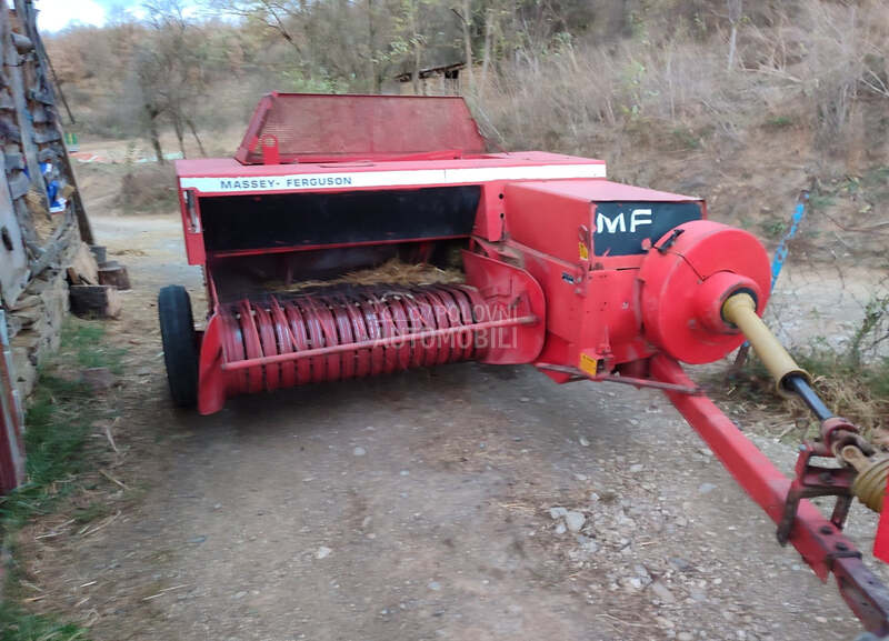Massey Ferguson 124