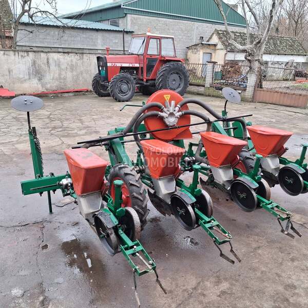 Nodet Pneumassem AGRIA 4 reda kao nova