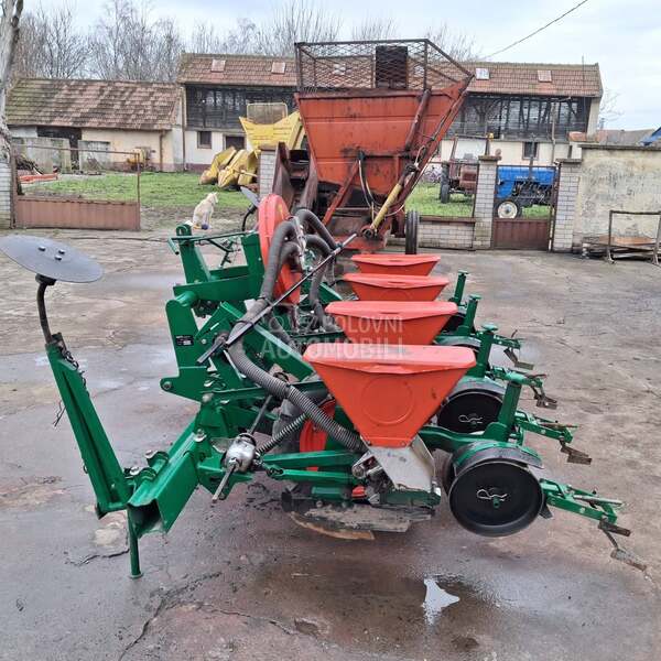 Nodet Pneumassem AGRIA 4 reda kao nova