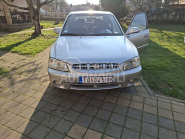Hyundai Accent 