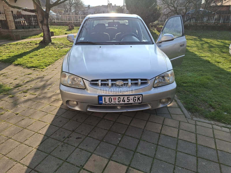 Hyundai Accent 